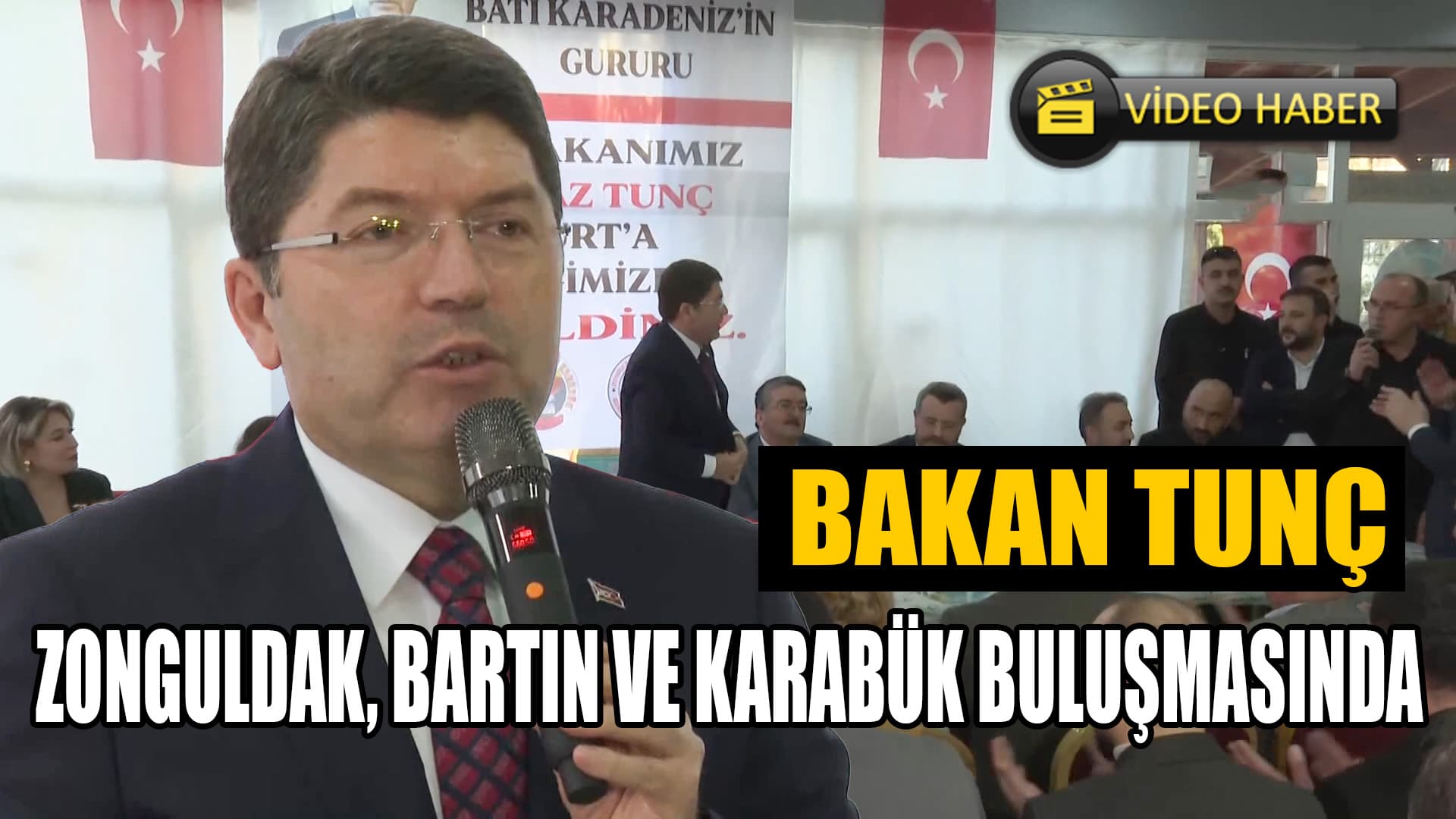 Bakan Tunç, Esenyurt'ta Hemşehri Buluşmasına Katıldı