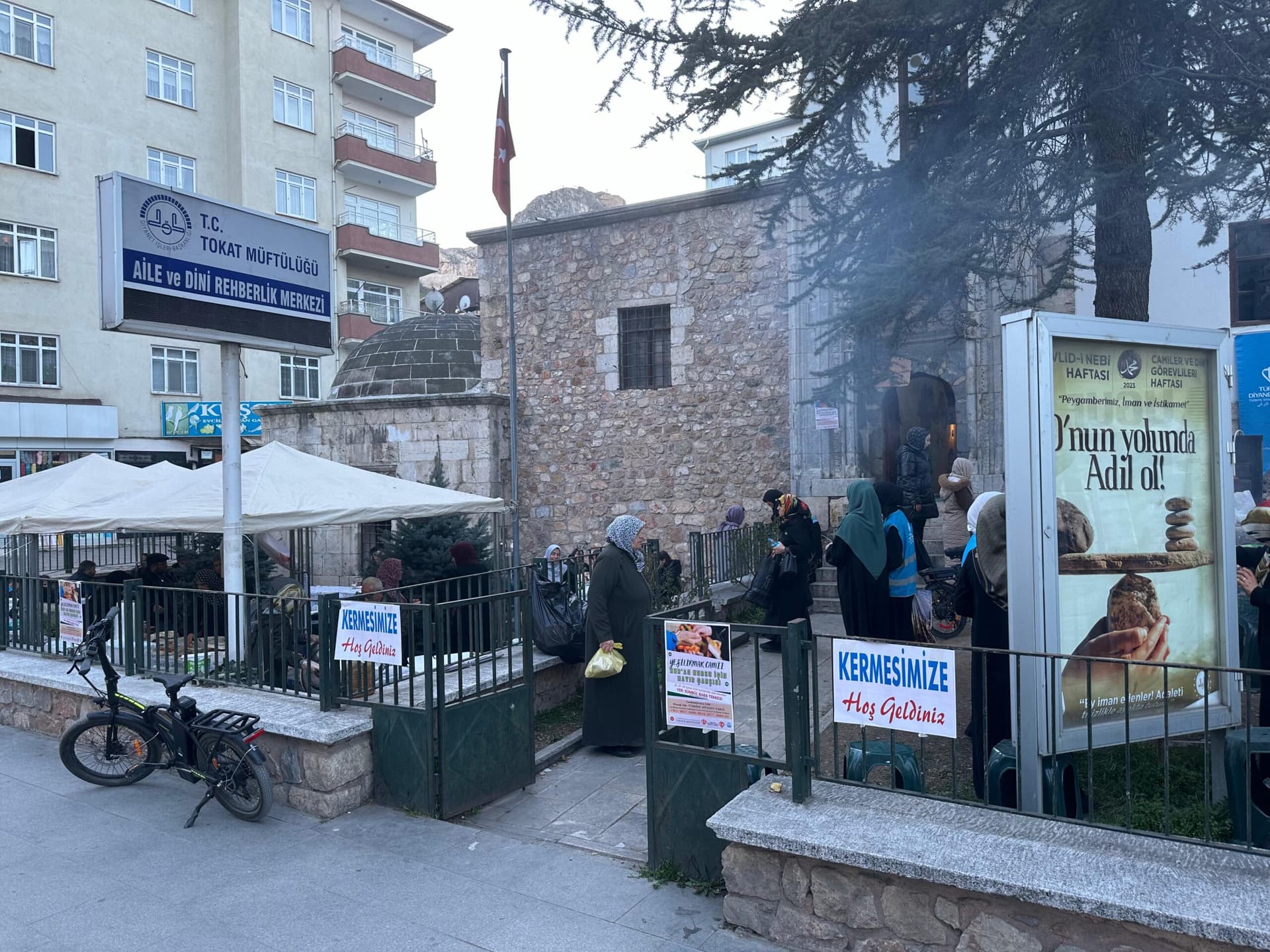 Tokat Müftülüğü tarafından hayır çarşısı açıldı