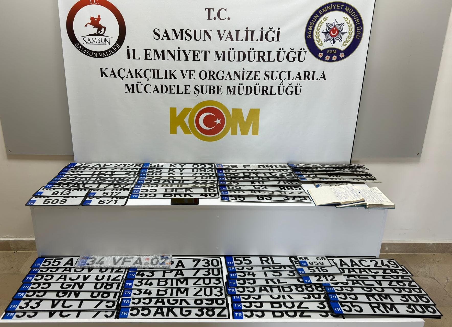 Samsun'da sahte plaka imalatı yapan 5 şüpheli yakalandı