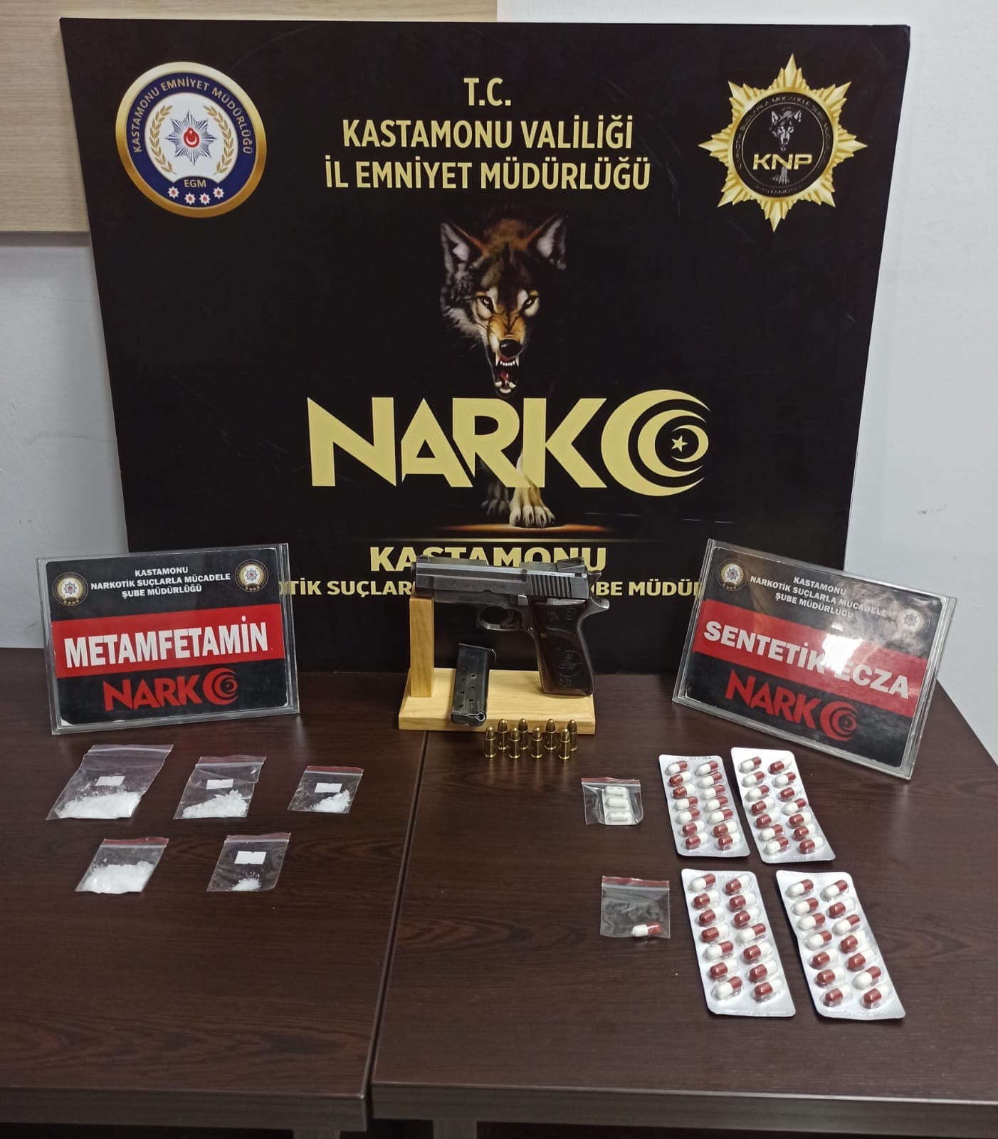 Kastamonu'da uyuşturucu operasyonunda 2 kişi yakalandı