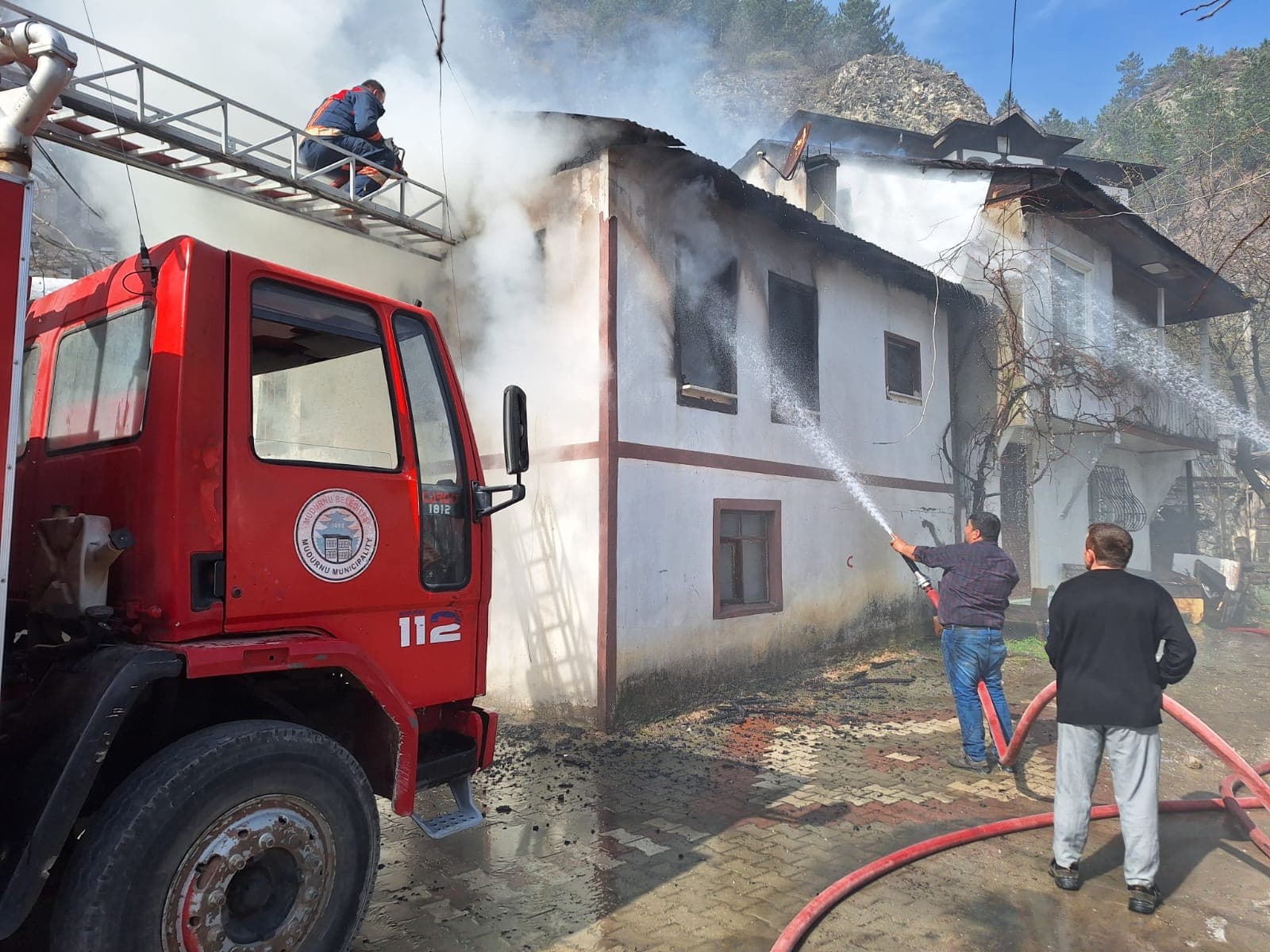 Mudurnu'da evde çıkan yangın söndürüldü