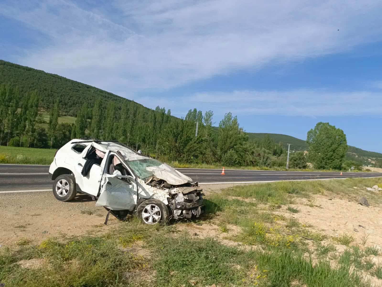 Gümüşhane'de otomobilin devrildiği kazada 5 kişi yaralandı