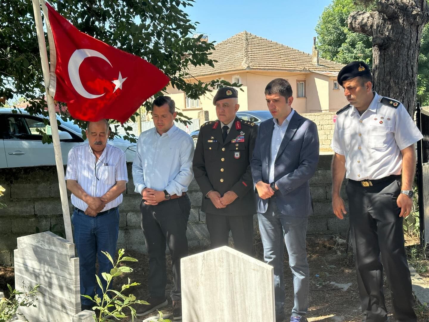 Alaçam'da şehit ailelerine ziyaret