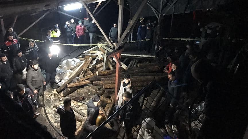 Ruhsatsız maden ocağında göçük meydana geldi