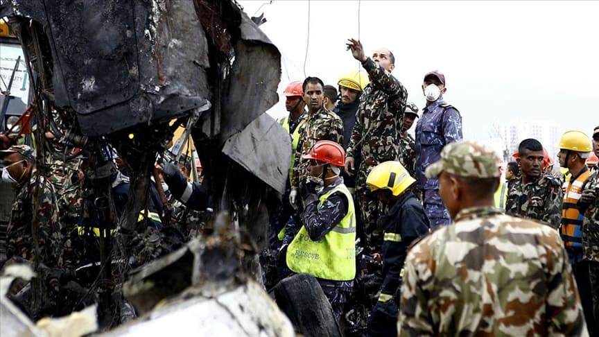 Katmandu'da uçak kaza yaptı: 18 ölü 1 Pilot Yaralı