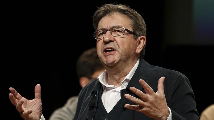 Paris'te "Hristiyanlıkla alay edilmesine" tepki