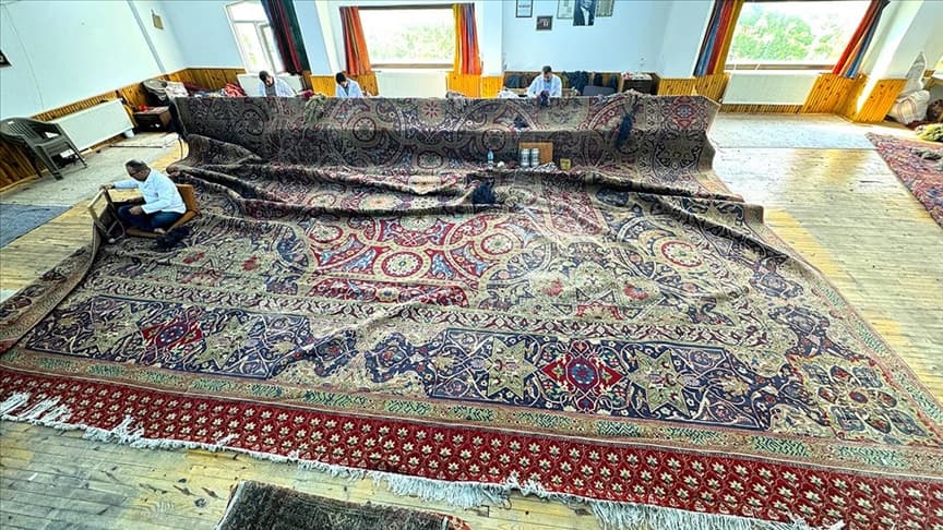 Hereke halısı Aksaray'da restore ediliyor