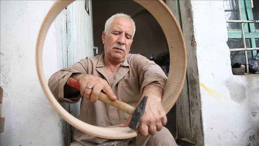 Mustafa Usta yarım asrı aşkın süredir tef üretiyor