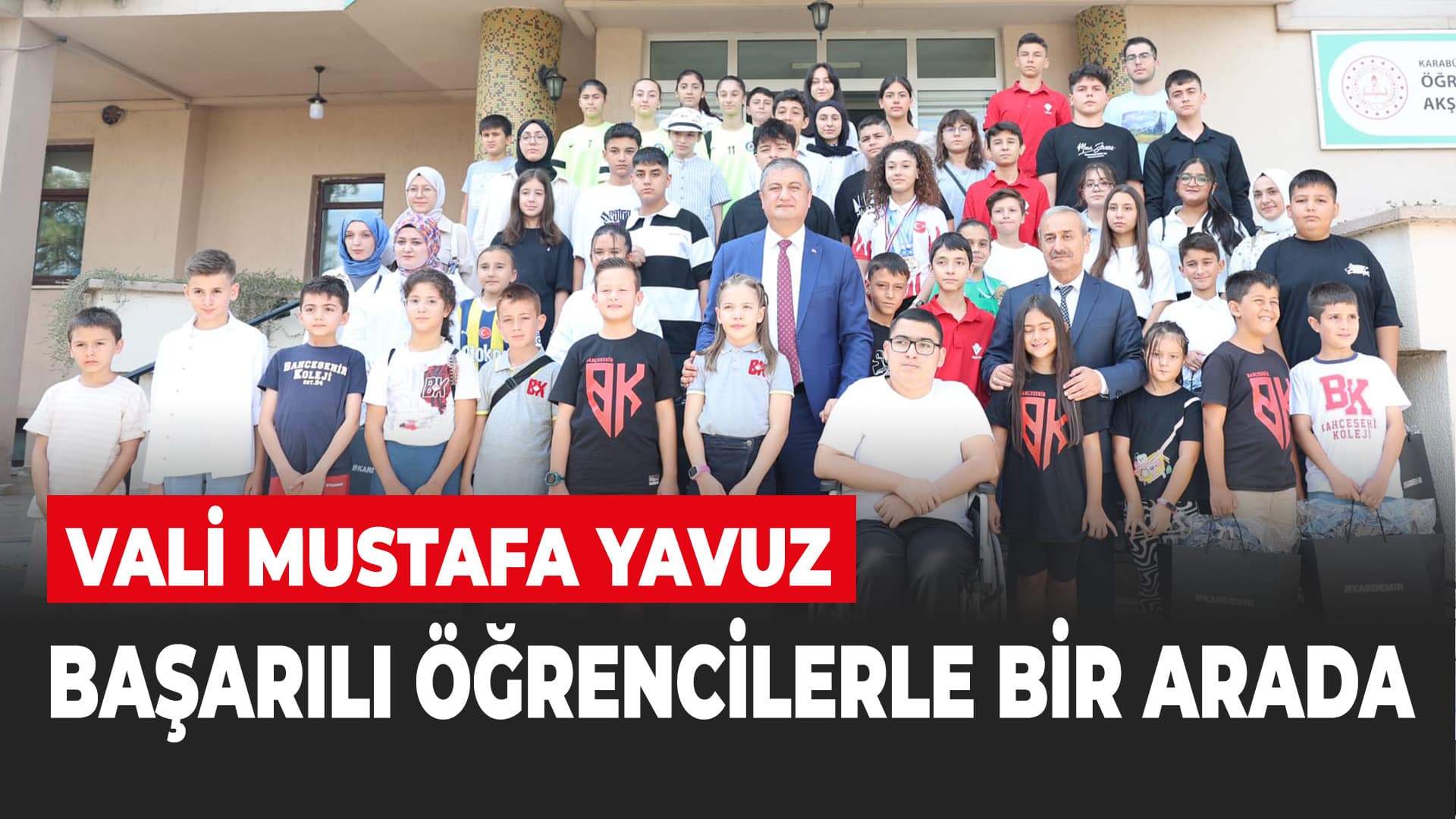 Vali Yavuz başarılı öğrencilerle bir araya geldi