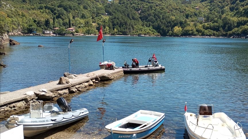 Kastamonu'da batan teknedeki 3 kişiden 2'sinin cansız bedeni bulundu