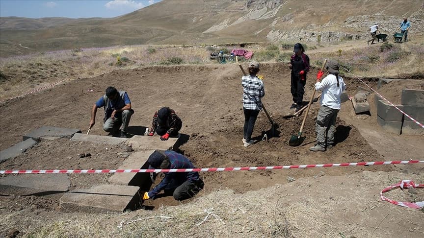 Urartu Kalesi'nden Yeni Buluntular Çıktı
