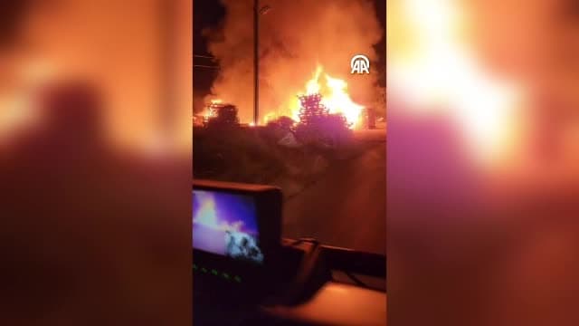 Bolu'da palet fabrikasında çıkan yangın söndürüldü