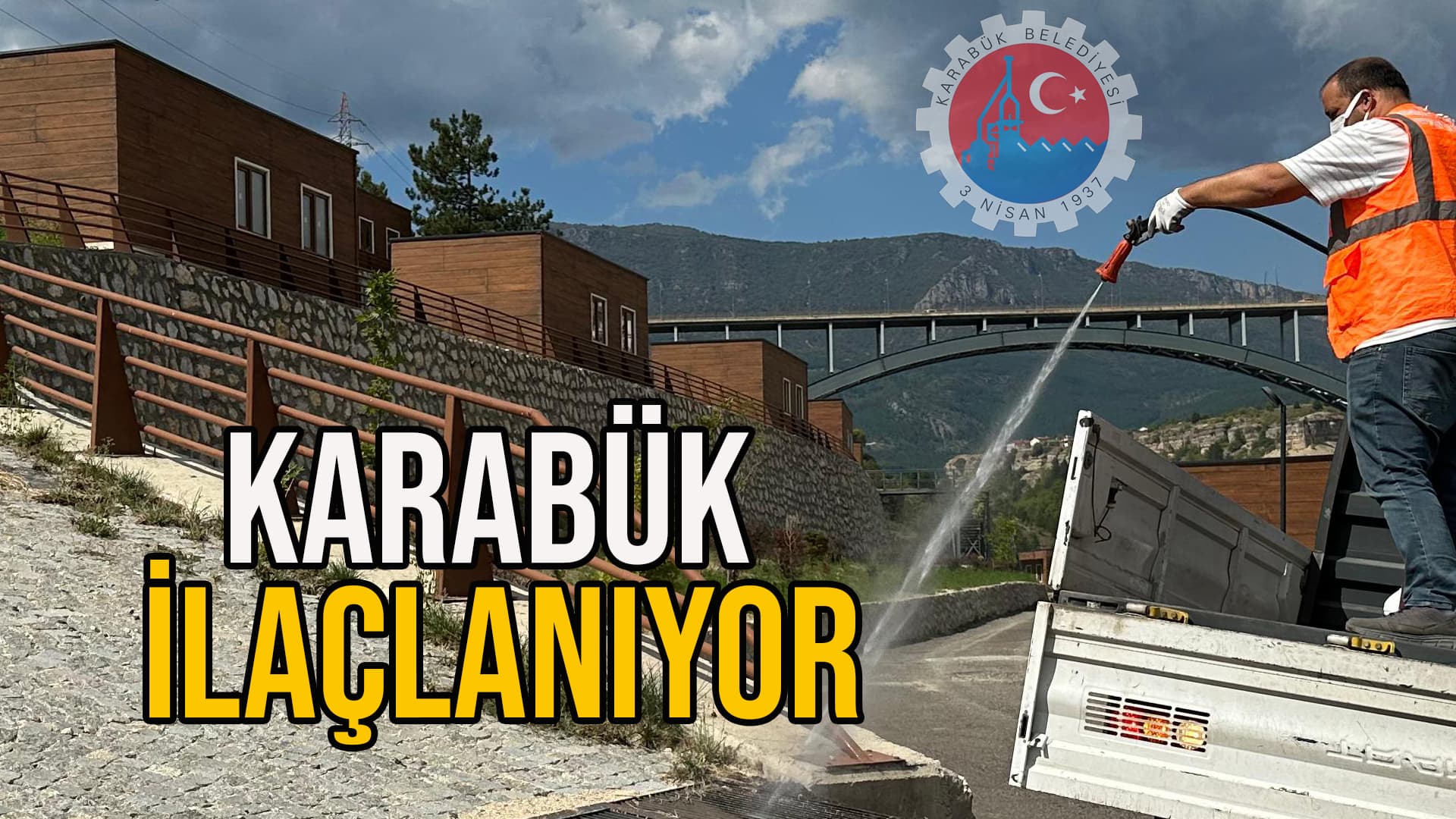 Karabük Belediyesi Sinek ve Haşere İlaçlama Çalışmalarını Sürdürüyor