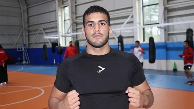 Milli boksör Tekdemir, 22 Yaş Altı Dünya Şampiyonası'nda zirve peşinde