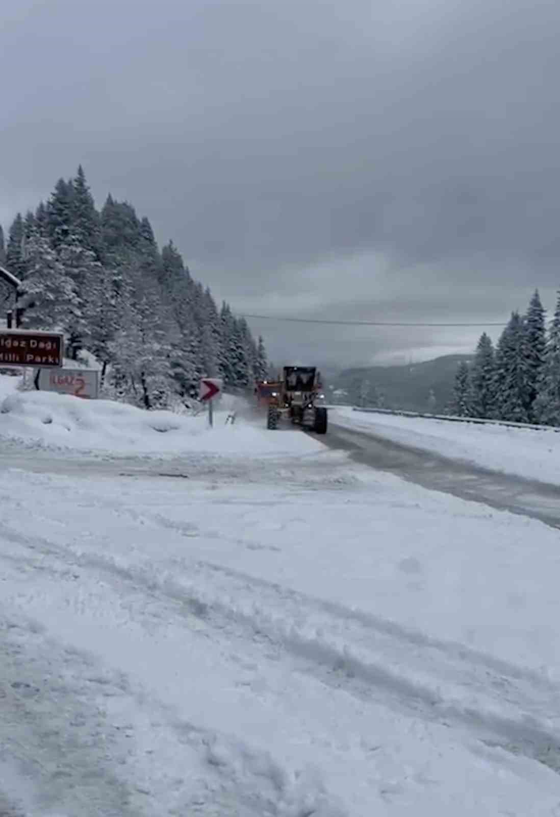 Kastamonu’nun yüksek kesimlerinde kar yağışı etkili oldu
