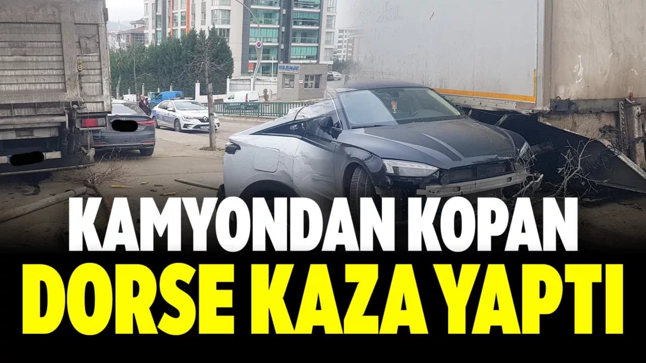 Karabük'te Kamyondan Ayrılan Dorse Park Halindeki Otomobillere Çarptı