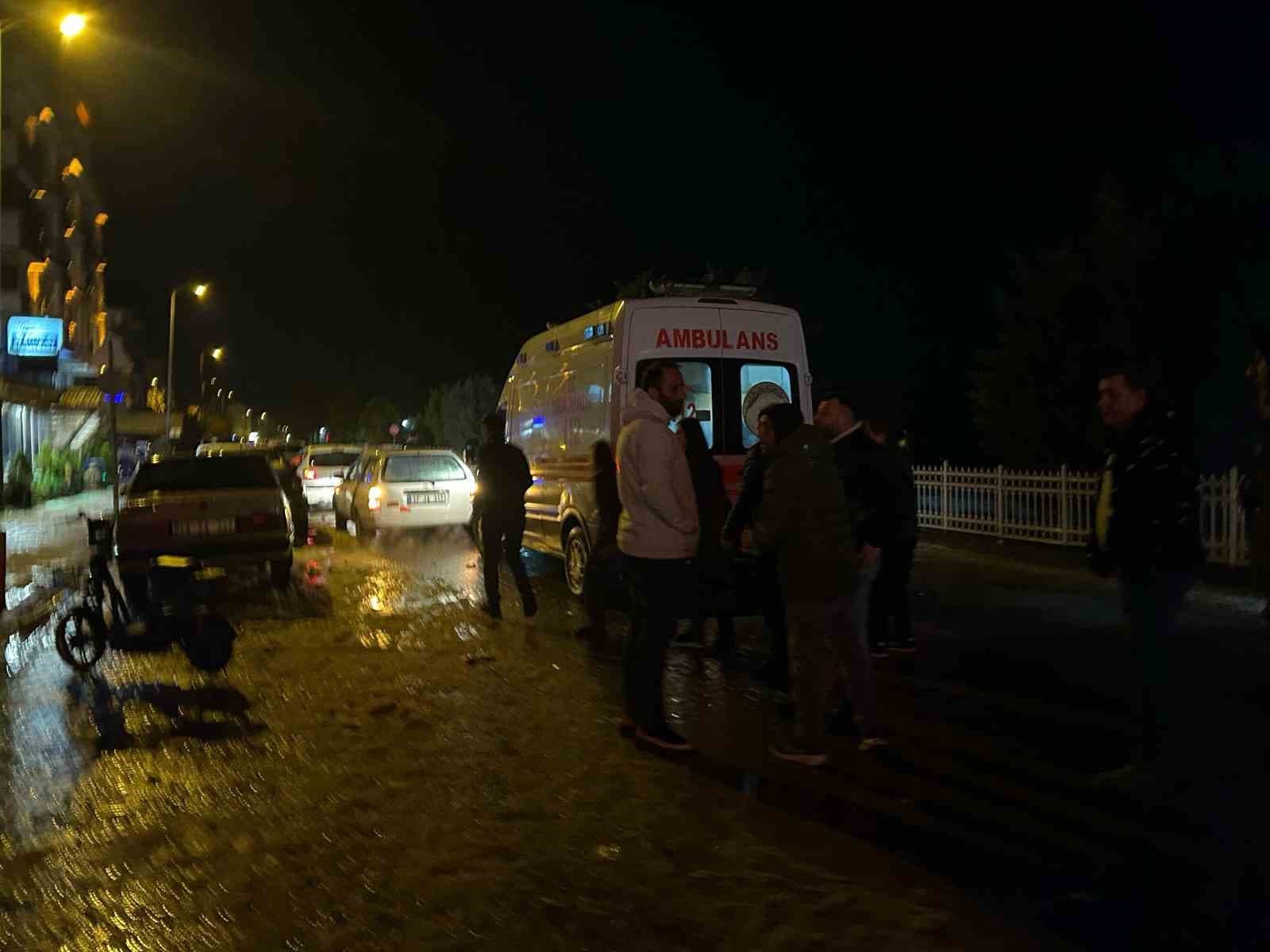 Kastamonu’da motosiklet yayaya çarptı: 2 yaralı