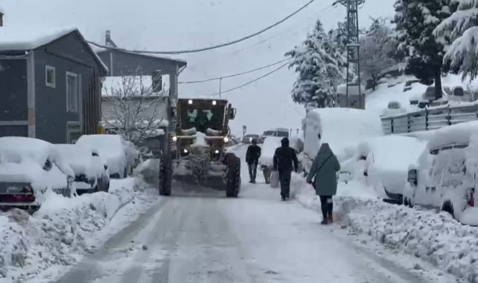 Artvin’de kar kalınlığı 2 metreyi aştı