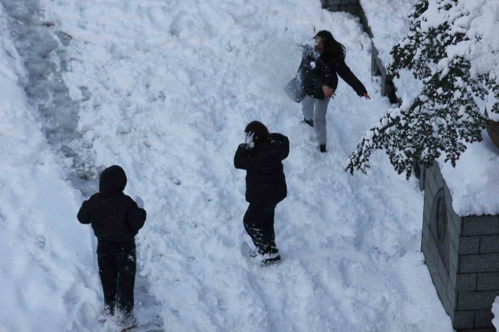 Samsun’da 4,5 günlük eğitim arası sona erdi
