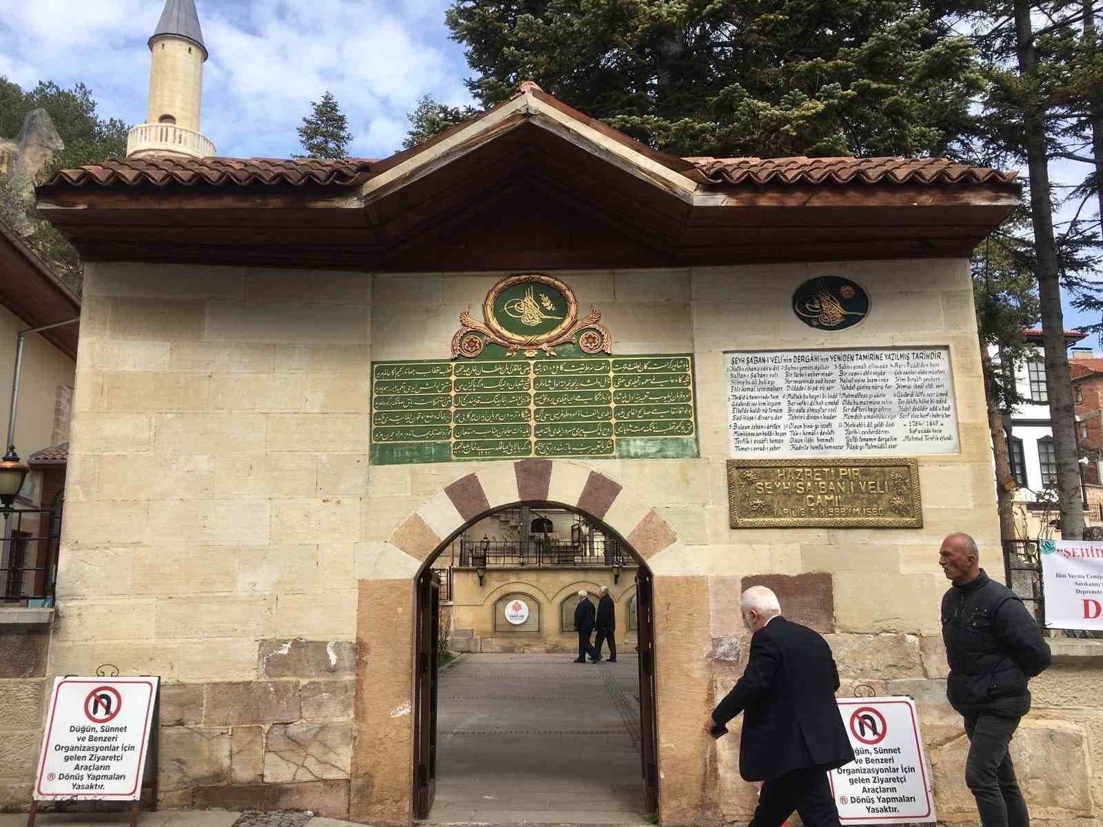 Kastamonu’da 3 camide teravih namazı hatimle kılınacak