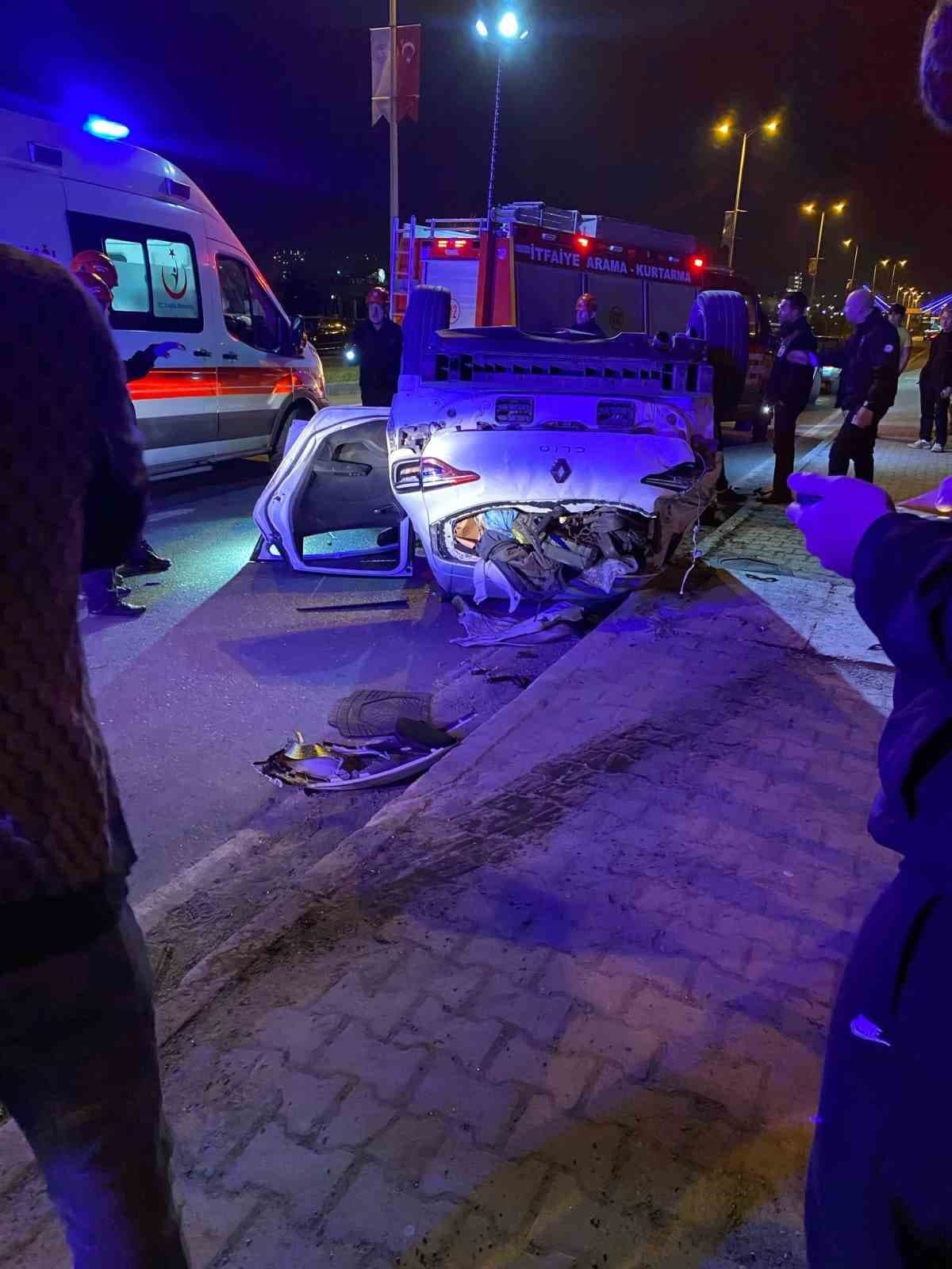 Karadeniz Ereğli’de otomobil takla attı, 5 kişi yaralandı