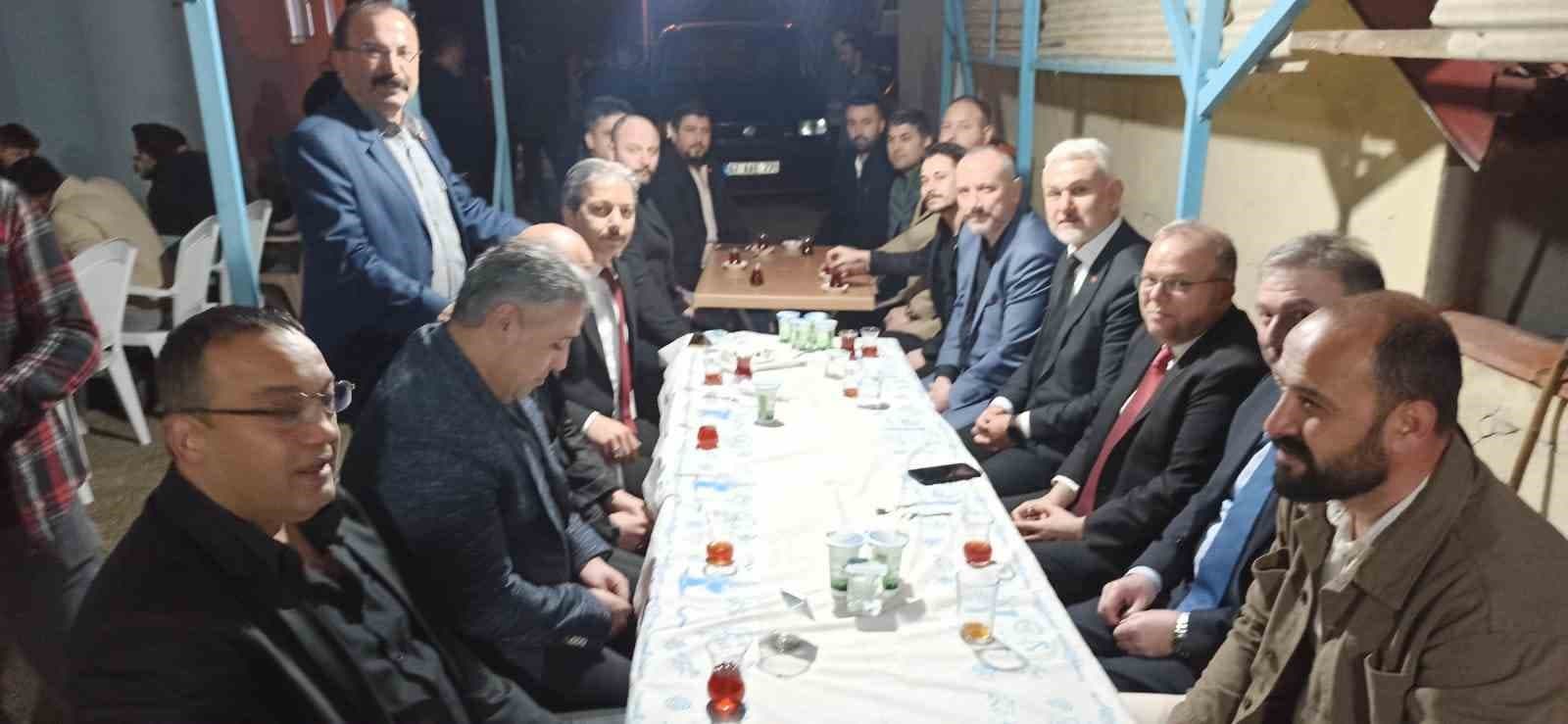 Devrek MHP İlçe  Başkanlığından iftar programı