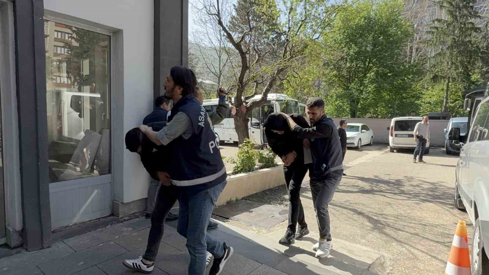 Tokat’ta yasa dışı araç ticaretine darbe