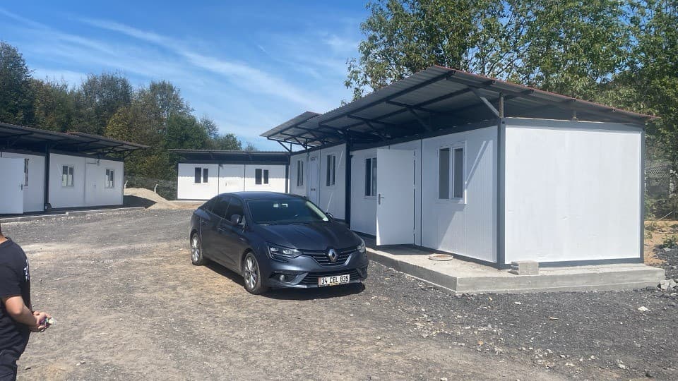 Alaplı’da sahipsiz hayvanlar toplanıyor
