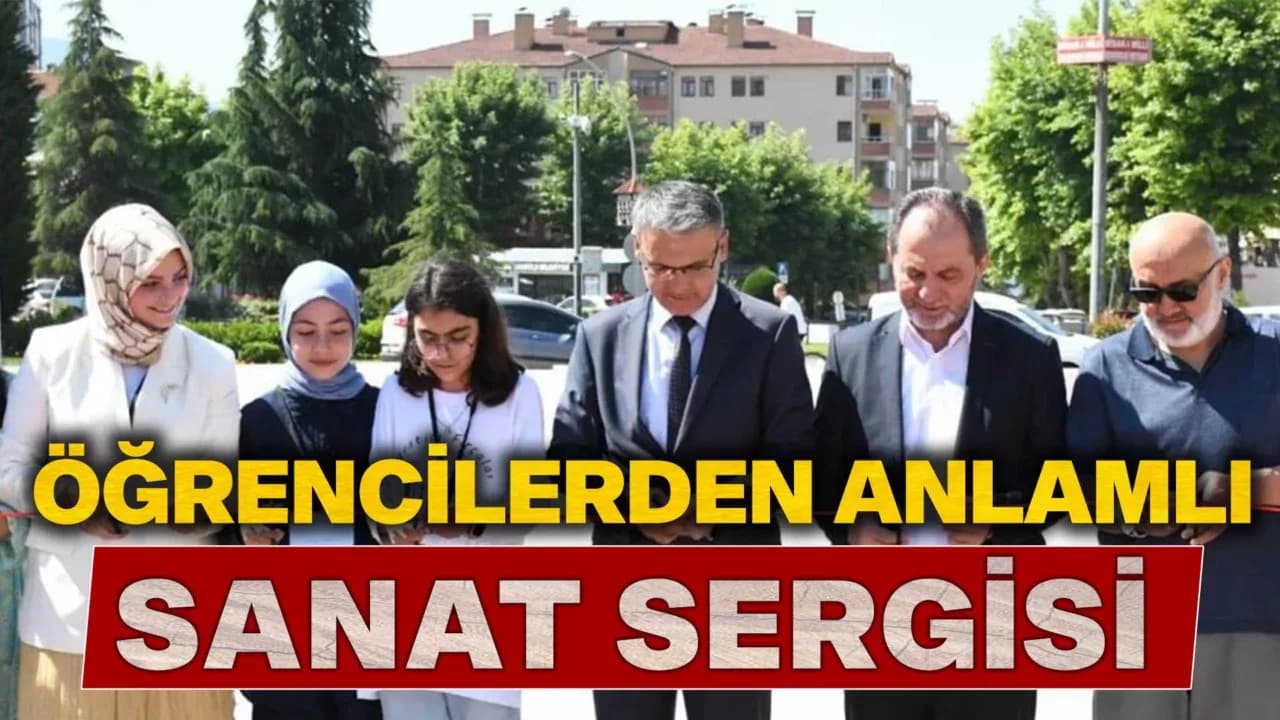 Öğrenciler tarafından yapılan resimler sergilendi