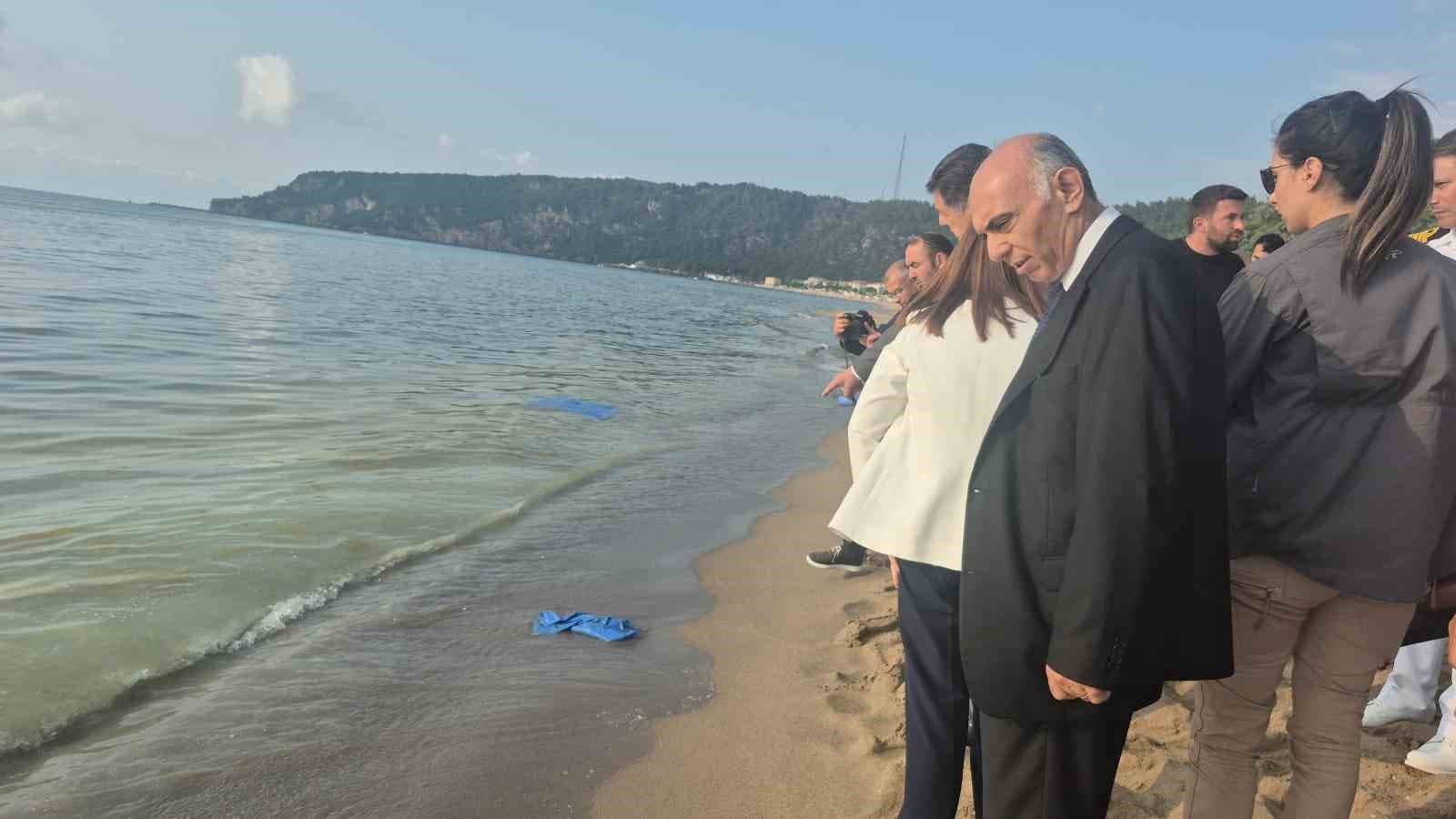 İnkumu denizine mazot döken gemi tespit edilemedi