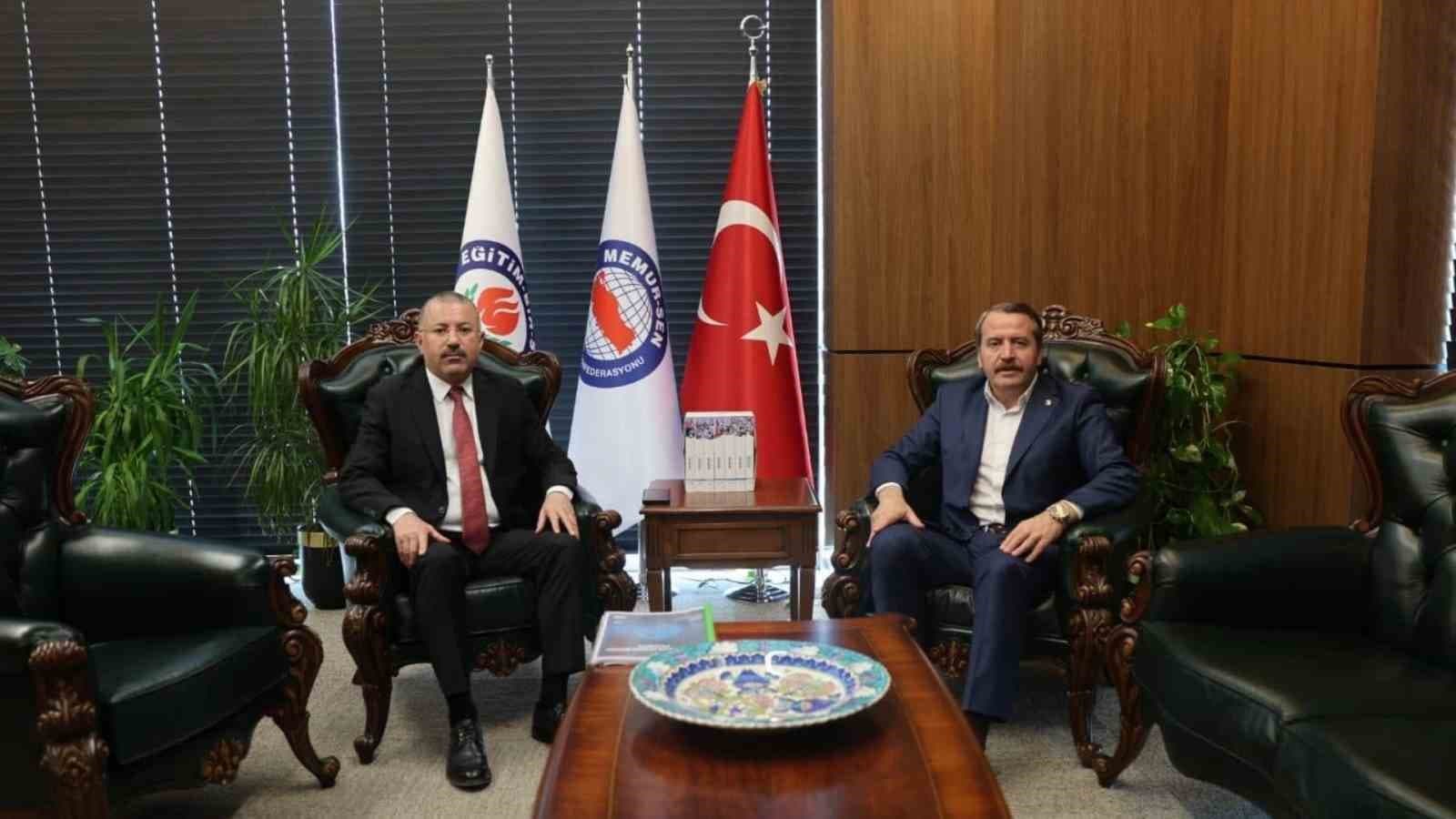 Rektör Kırışık’tan Memur-Sen Genel Başkanı’na ziyaret