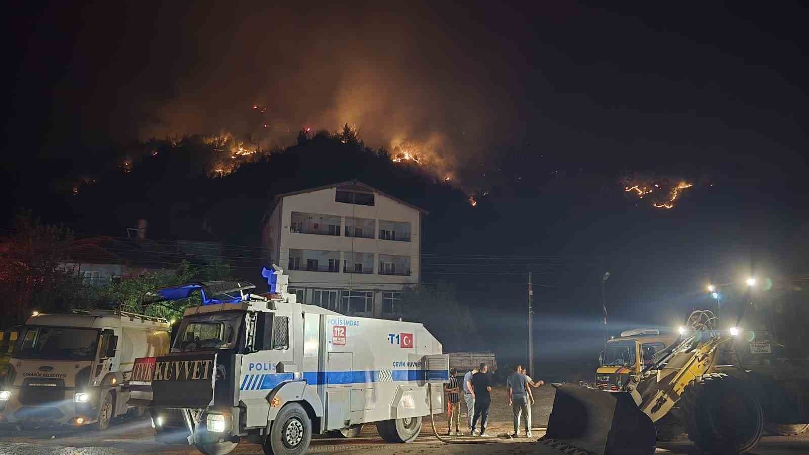 Karabük’te yangında boşaltılan köy sayısı 19 oldu