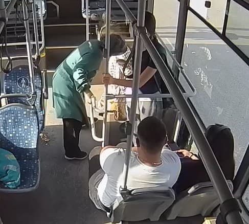 Başkan Yazıcıoğlu duyarlı şoförü makamında ağırladı