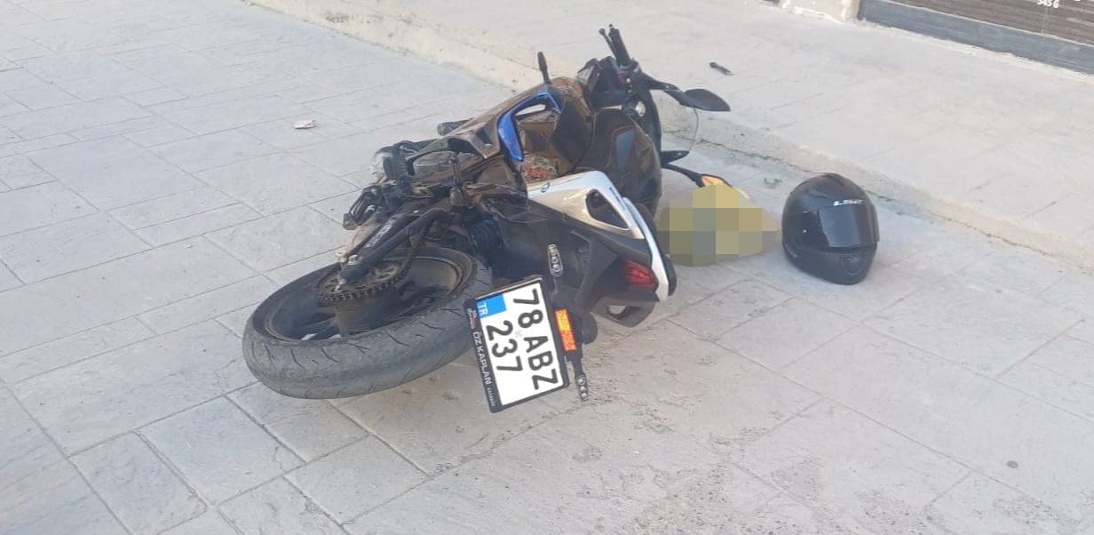 Kaskı sayesinde ölümden döndü