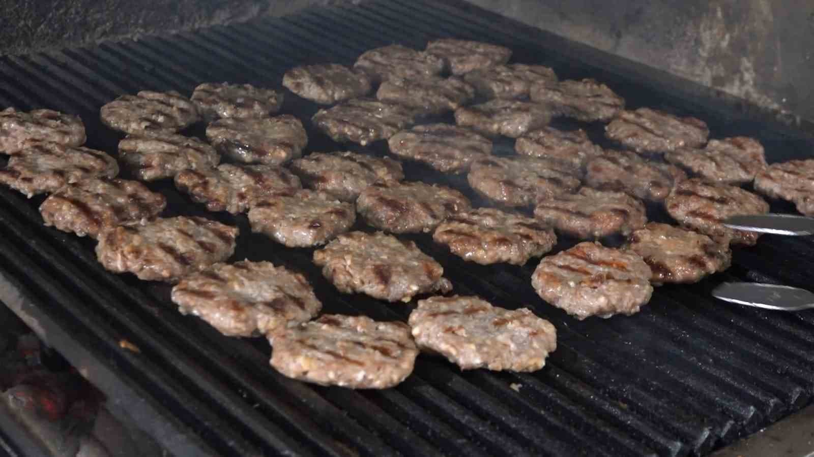 Artık Rize’nin de kendine has köftesi oldu