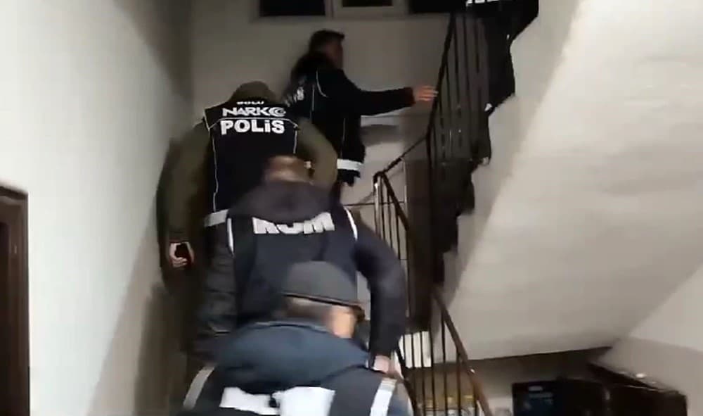 Bolu’da 21 kaçak göçmen yakalandı