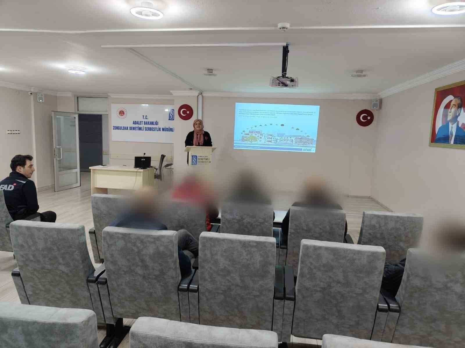 Zonguldak’ta afet bilinci semineri düzenlendi
