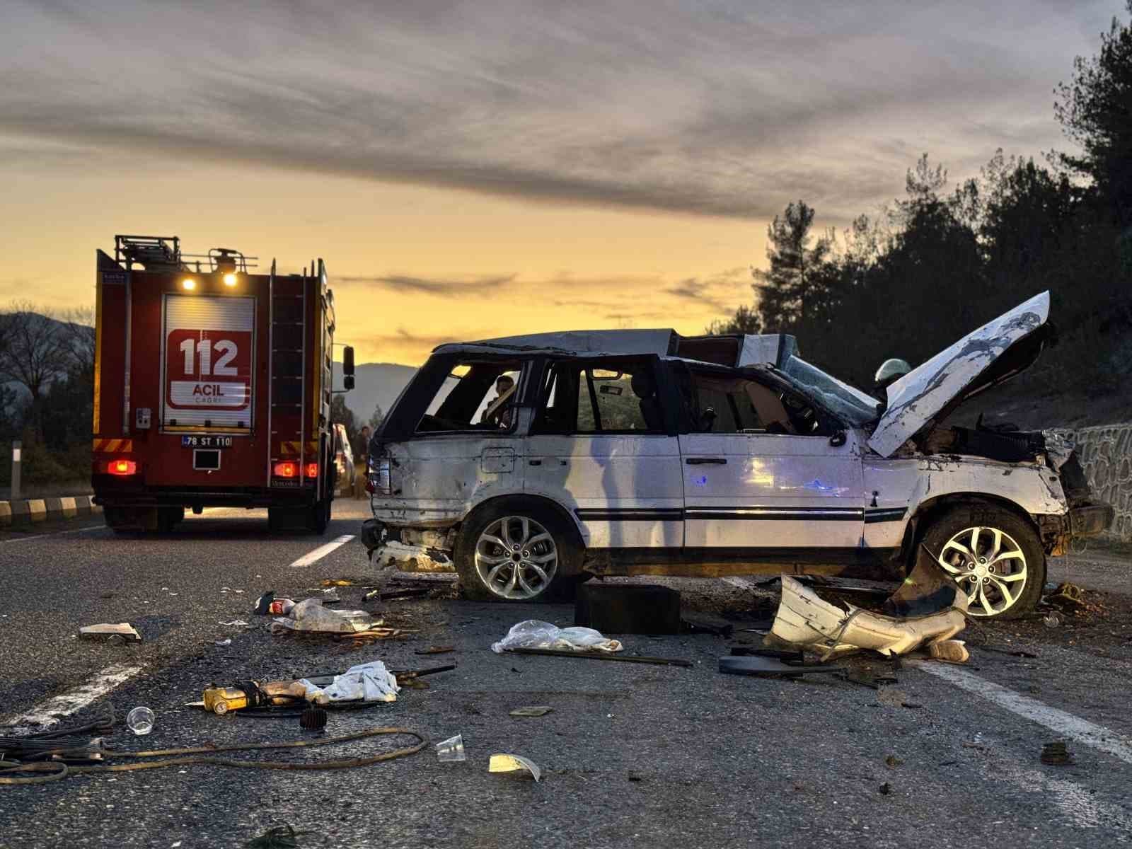 Mantar toplama dönüşü feci kaza: 2 ölü, 7 yaralı