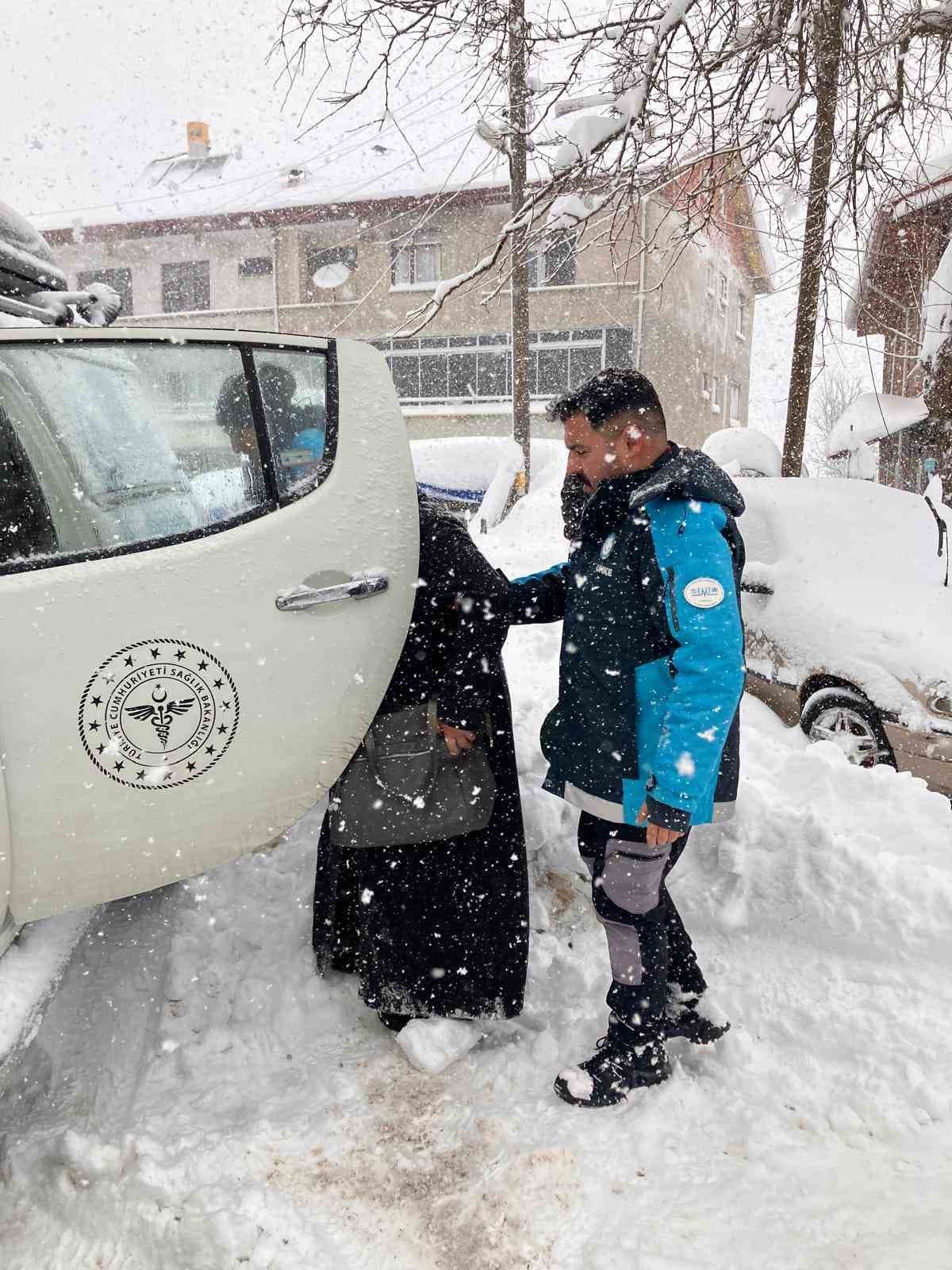UMKE ekipleri 62 yaşındaki hastaya ulaştı