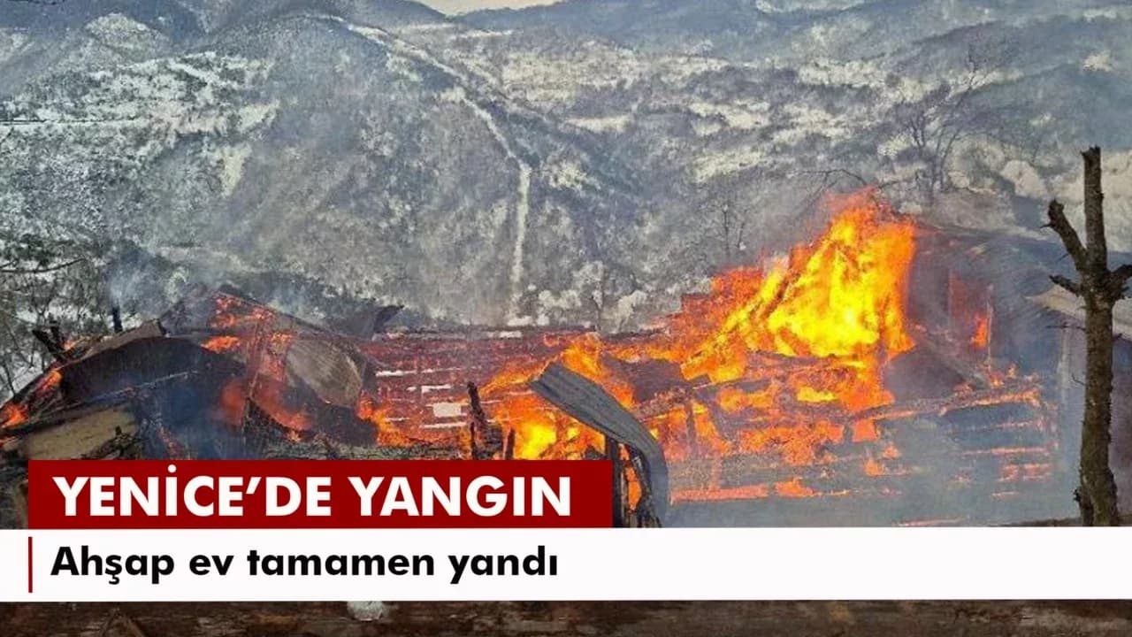 Karabük'te alevlere teslim olan ahşap ev tamamen yandı