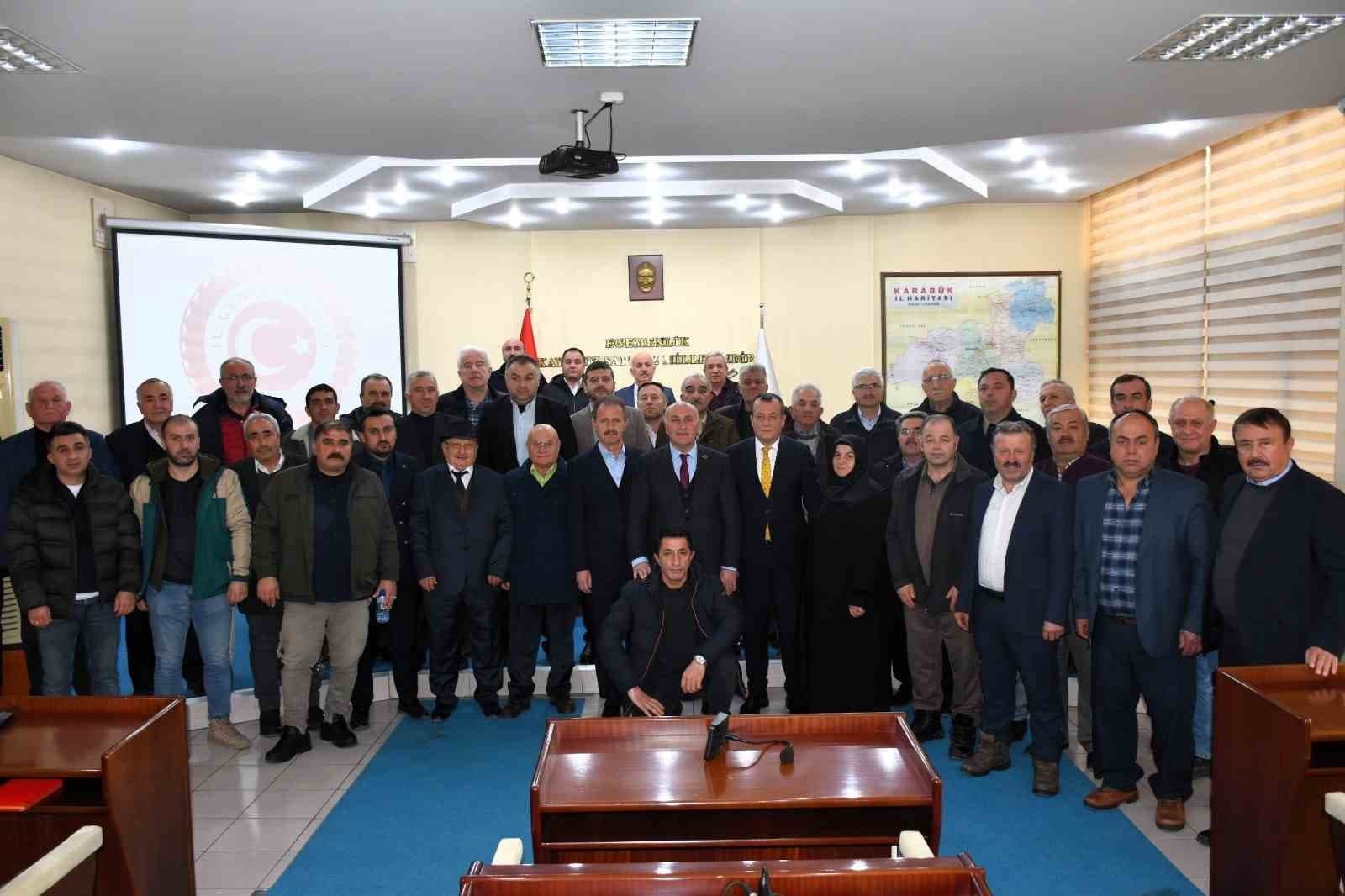 Ovacık muhtarları taleplerini İl Genel Meclisi’ne iletti