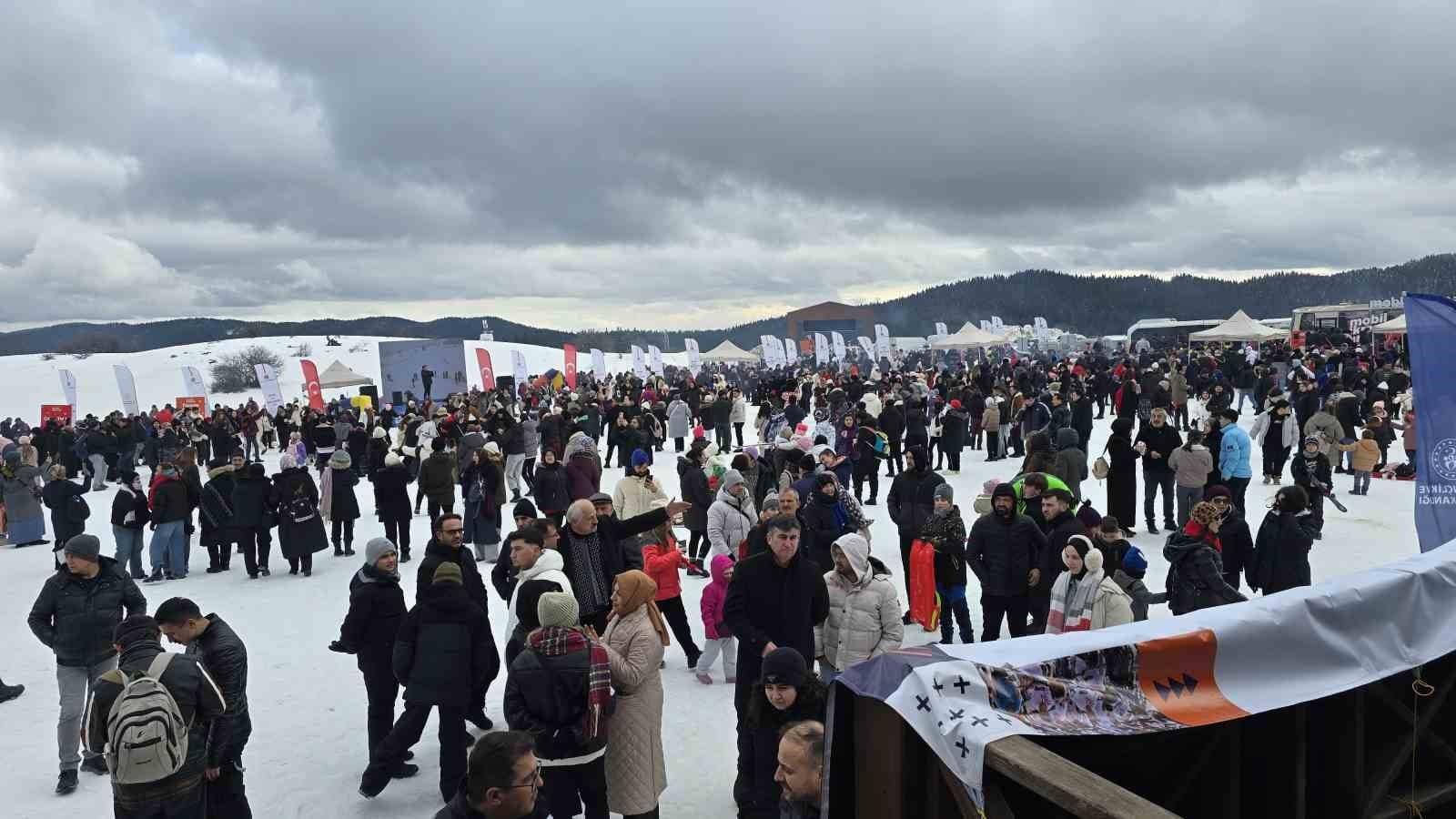 Keltepe Kayak Festivali renkli görüntülere sahne oldu