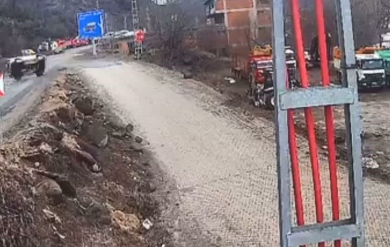 Şavşat’ta araç defalarca takla attı: 1 yaralı