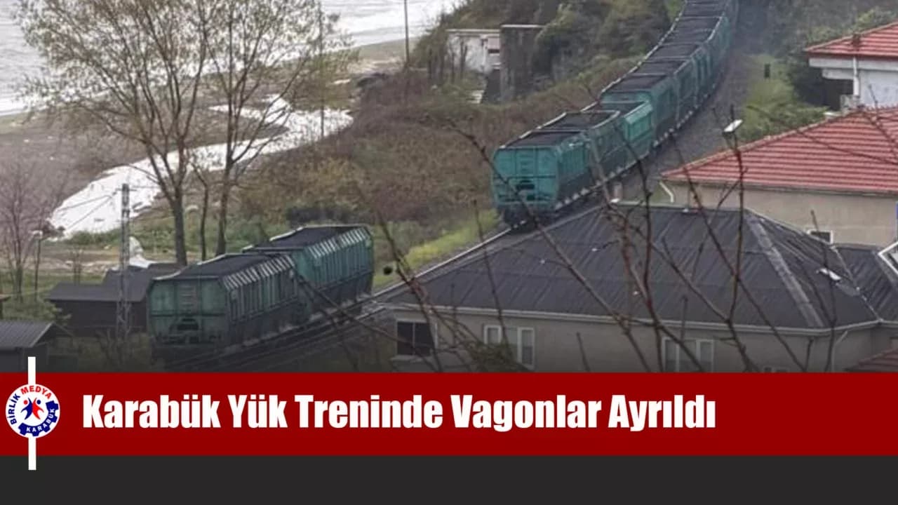 Karabük'e gitmekte olan yük treninin vagonları ayrıldı, seferler aksadı