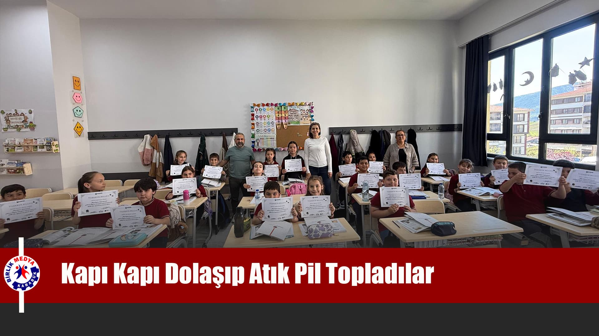 Atık pil topladılar Başkan Çetinkaya’dan hediyelerini aldılar