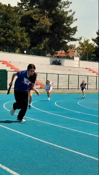 Karabük'te 4x100 Bayrak koşusu düzenlendi
