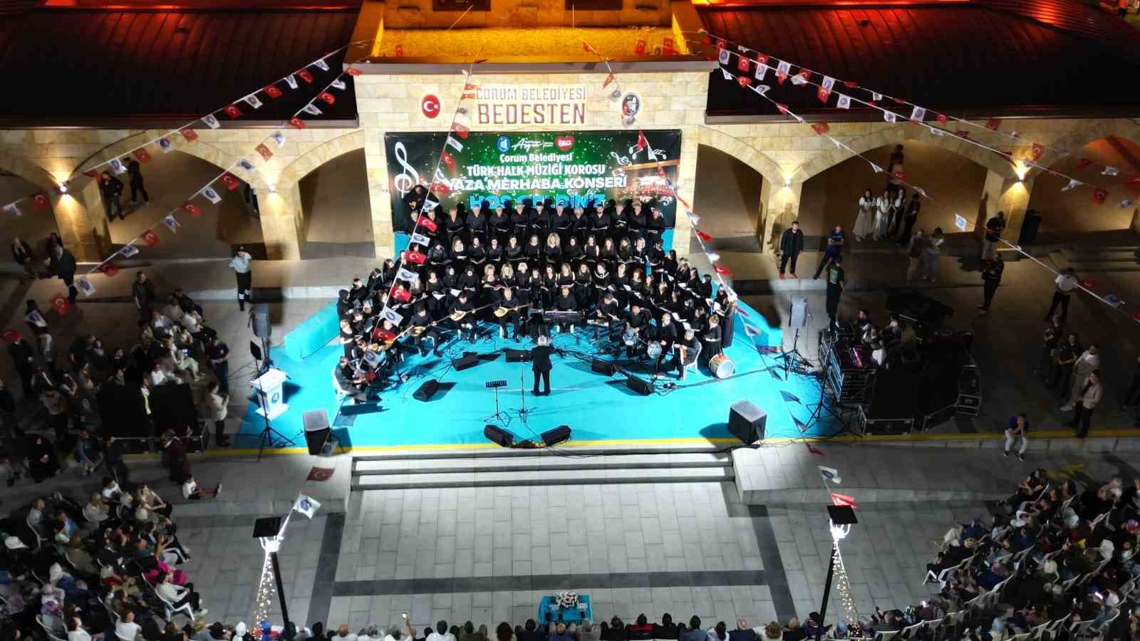 Çorum’da "yaza merhaba" konseri yoğun ilgi gördü
