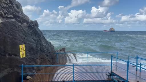Zonguldak’ta dalga boyu üç metreye ulaştı