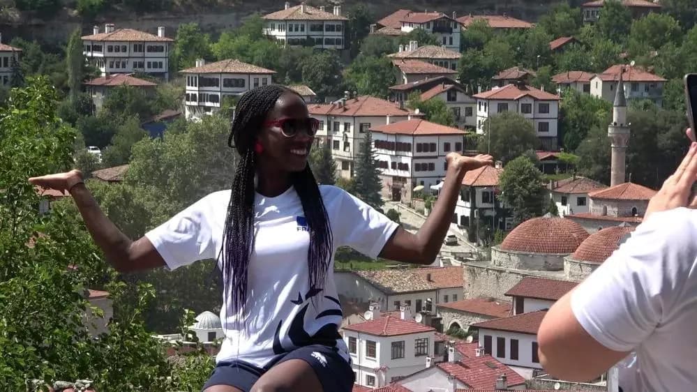 Safranbolu'da Yerli Turist Arttı, Yabancı Turist Azaldı