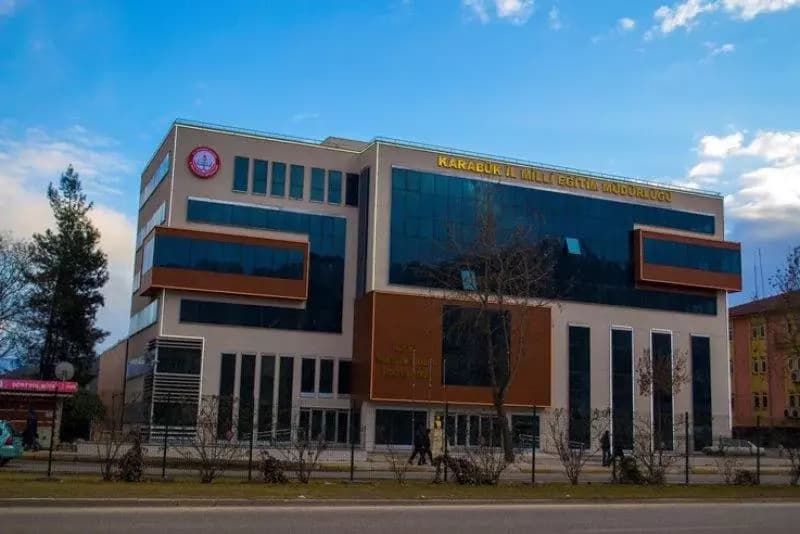 Çocuğu Okula Başlayacak Memurlara 3 Saat İzin